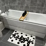 Beautiful & Parking Lejlighed *